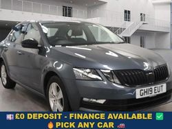 Grey Used 2019 Skoda Octavia SE Hatchback | £10,949 (Good price)