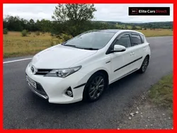 White Used 2014 Toyota Auris Hybrid Hatchback | £8,850 (Fair price)