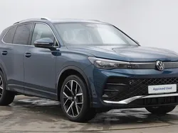 Nightshade blue metallic Used 2024 VW Tiguan R-line SUV | £34,404 (Expensive)