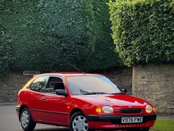 Red Used 2000 Toyota Corolla Hatchback | £2,999