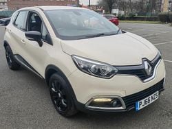 Cream Used 2016 Renault Captur Dynamique SUV | £5,500 (Super price)