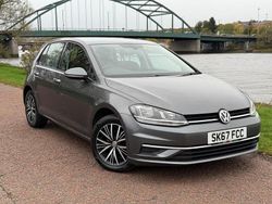 Grey Used 2017 VW Golf VII SE Hatchback | £10,999 (Fair price)