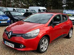 Red Used 2015 Renault Clio IV Play Hatchback | £6,990 (Fair price)