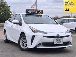 White Used 2020 Toyota Prius Hatchback | £11,895 (Fair price)