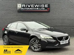 Black Used 2017 Volvo V40 Momentum Estate | £6,450 (Fair price)