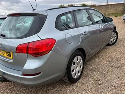 Silver Used 2011 Vauxhall Astra Estate | £2,999 (Fair price)