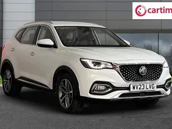 White Used 2023 MG HS Excite SUV | £13,450 (Fair price)