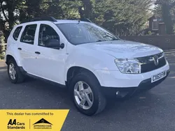 White Used 2013 Dacia Duster Ambiance SUV | £4,495 (Fair price)