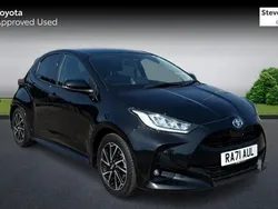 Black Used 2021 Toyota Yaris Hybrid Design Hatchback | £16,358 (Fair price)