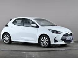 White Used 2023 Toyota Yaris Hybrid Hatchback | £20,798 (Expensive)