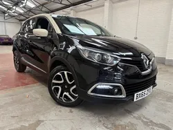Black Used 2015 Renault Captur Dynamique SUV | £6,490 (Fair price)