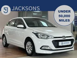 White Used 2016 Hyundai i20 SE Hatchback | £7,580 (Fair price)