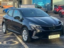 Used 2024 Renault Clio V Evolution Hatchback | £14,298 (Super price)