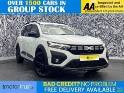 White Used 2023 Dacia Jogger Extreme MPV | £16,595 (Fair price)