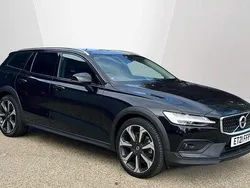 Used 2021 Volvo V60 CC Estate | £27,599 (Fair price)
