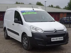 White Used 2018 Citroën Berlingo MPV | £5,485 (Good price)
