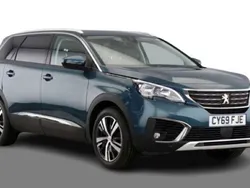 Green Used 2020 Peugeot 5008 Allure MPV | £16,400 (Good price)