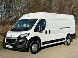 White Used 2020 Peugeot Boxer Van | £9,995 (A bit pricey)