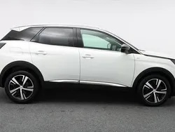 White Used 2021 Peugeot 3008 GT SUV | £18,999 (A bit pricey)