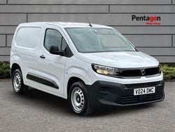 White Used 2024 Vauxhall Combo S MPV | £13,995 (Good price)