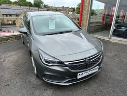 Grey Used 2019 Vauxhall Astra SRi Hatchback | £9,999 (Fair price)