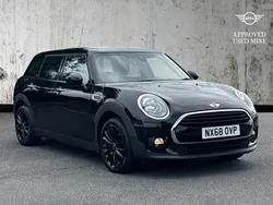 Black Used 2018 Mini Cooper D Clubman Estate | £11,899 (Fair price)