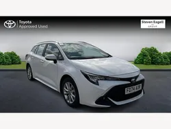 White Used 2024 Toyota Corolla Estate | £25,152 (A bit pricey)