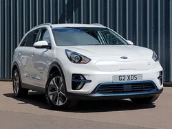 White Used 2019 Kia e-Niro First Edition SUV | £15,698 (Fair price)
