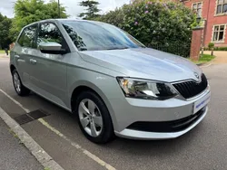 Brilliant silver metallic Used 2015 Skoda Fabia SE Hatchback | £7,600 (Fair price)