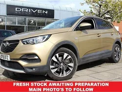Gold Used 2018 Vauxhall Grandland X Sport SUV | £10,490 (Fair price)