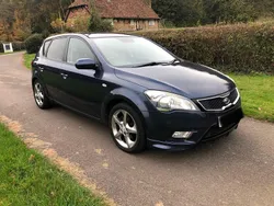 Blue Used 2011 Kia Ceed 2 Hatchback | £1,600 (Fair price)