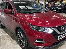 Magnetic red Used 2018 Nissan Qashqai N-Connecta SUV | £9,475 (Good price)