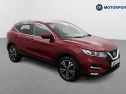 Red Used 2018 Nissan Qashqai N-Connecta SUV | £12,999 (Fair price)