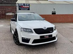 White Used 2014 Skoda Octavia vRS Estate | £9,800 (Fair price)