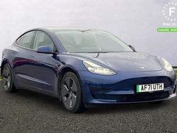 Blue Used 2021 Tesla Model 3 Standard Range Sedan | £19,399 (Fair price)