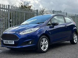 Blue Used 2016 Ford Fiesta Zetec Hatchback | £5,695 (Good price)