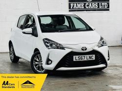 White Used 2017 Toyota Yaris Hatchback | £7,000 (Fair price)