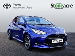Blue Used 2023 Toyota Yaris Hybrid Design Hatchback | £17,500 (Fair price)