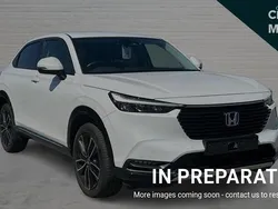Metallic platinum white Used 2023 Honda HR-V Advance SUV | £22,622 (Fair price)
