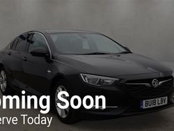 Black Used 2018 Vauxhall Insignia Sport Hatchback | £5,249 (Fair price)