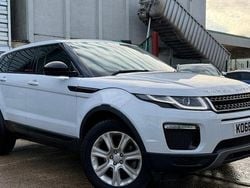 Used 2018 Land Rover Range Rover evoque SE Hatchback | £12,600 (Fair price)