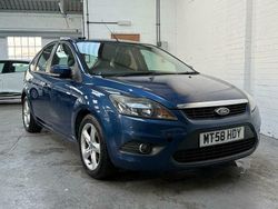 Blue Used 2009 Ford Focus Zetec Hatchback | £1,350 (Good price)