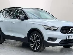 Metallic glacier silver Used 2021 Volvo XC40 R-Design Pro SUV | £26,224 (Fair price)