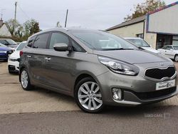 Silver Used 2016 Kia Carens 4 MPV | £7,990 (Fair price)