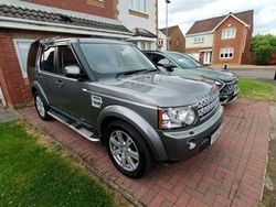 Grey Used 2011 Land Rover Discovery 4 SUV | £11,490 (Fair price)
