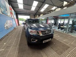 Blue Used 2017 Nissan Navara Tekna Pickup | £8,795 (Super price)