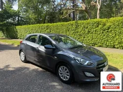 Grey Used 2015 Hyundai i30 Hatchback | £8,350 (Fair price)