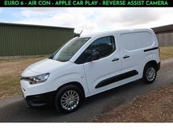 White Used 2022 Toyota Proace Van | £12,490 (Fair price)