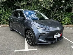 Metallic camden grey New 2025 MG MG5 EV Trophy Estate | £33,995