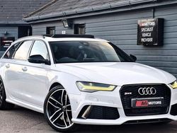 White Used 2016 Audi RS6 Design Estate | £38,989 (Fair price)